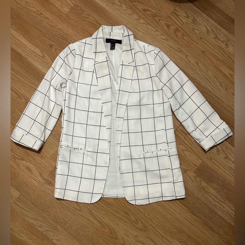 Forever 21 jacket. Like new. Small